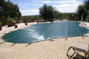ING-PoolCover-300x199 Inground pool buyers guide | New Hampshire