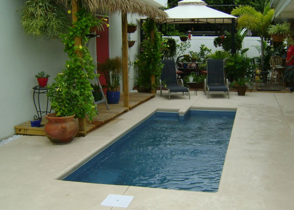 Blue Hawaiian Fiberglass Pools Courtyard