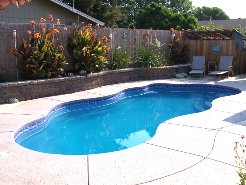 Viking Fiberglass Pool Freeform