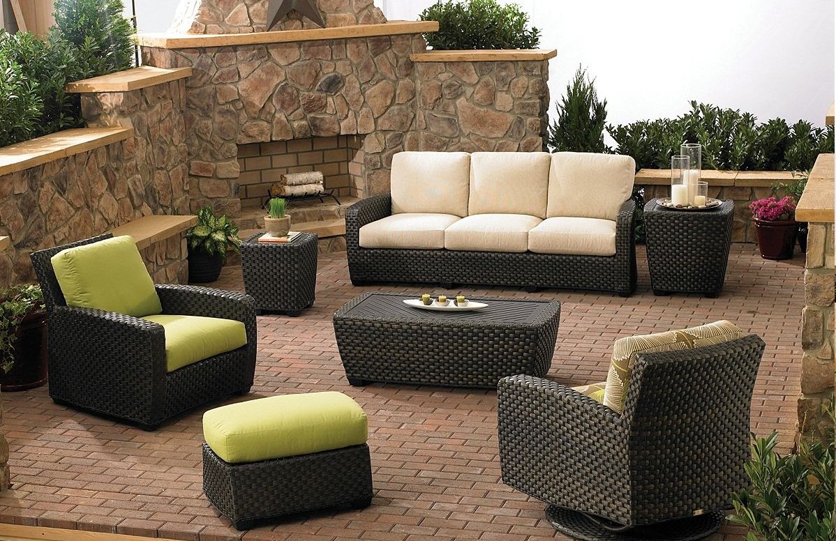 Modern Outdoor Furniture