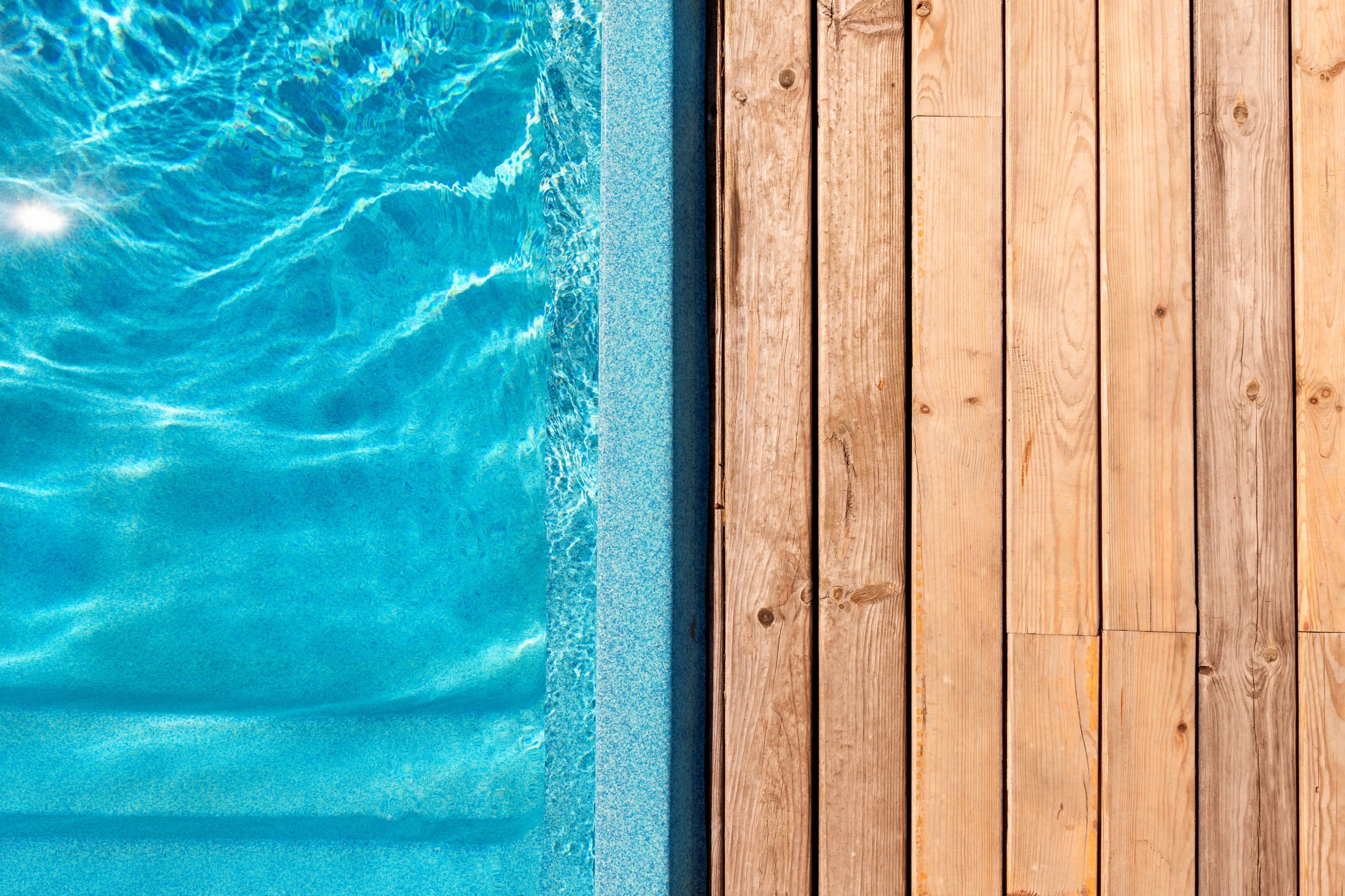 Pools and decks - Rising Sun Pools @ Spas - builders for more than 50 years.